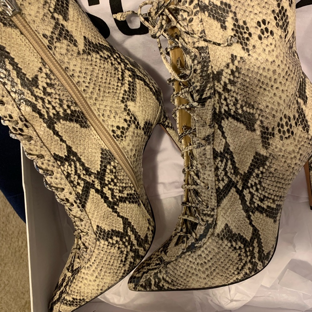Schutz Snake Skin/Natural Bootie size 7B